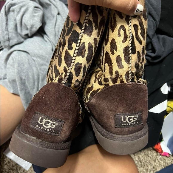 Leopard UGG BOOTS - Picture 2 of 2